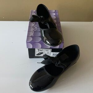 Dance Class kid’s black tie tap shoes 1 1/2
